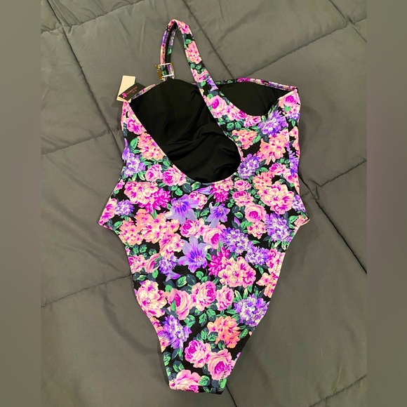 Victoria’s Secret VS Bling 1 piece swimsuit size small NWT - Picture 11 of 15
